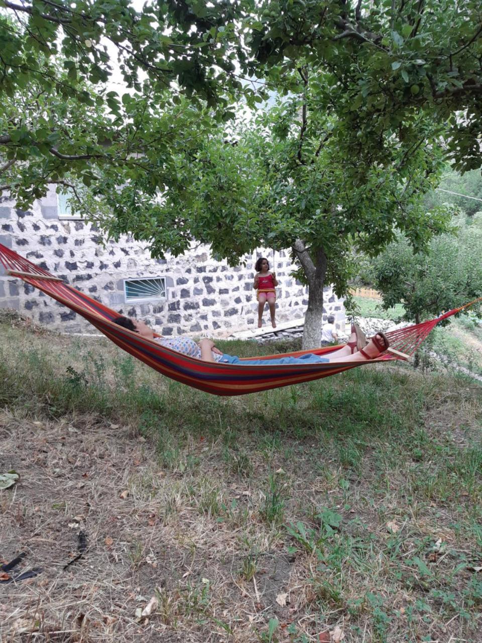 The River House Yeghegis Yekhegis 外观 照片
